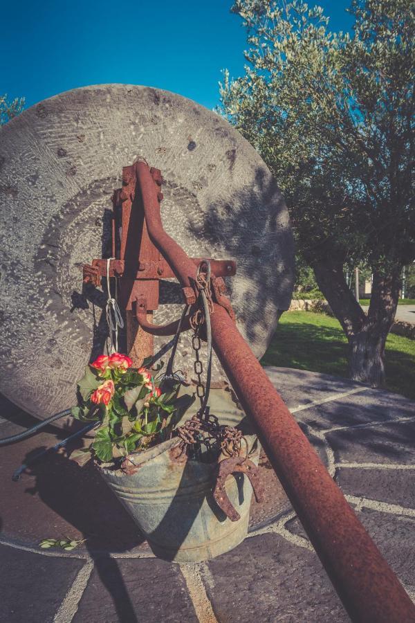 パラッツォーロ・アクレイデ La Mela Di Venereヴィラ エクステリア 写真